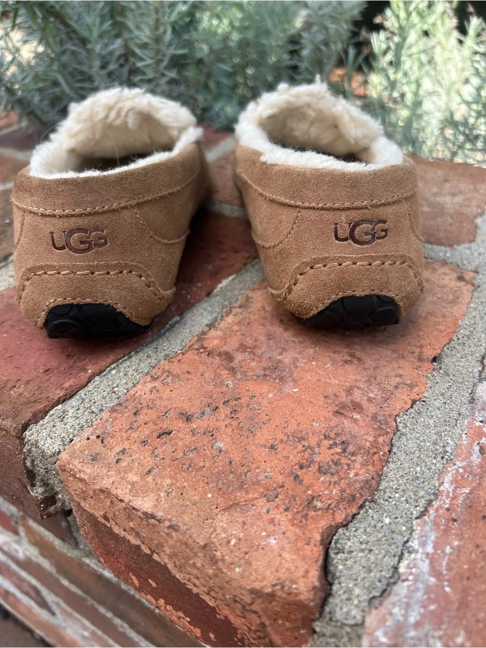 UGG Kids Chestnut Brown Suede Slip-On Moccasins/Slippers, size 1